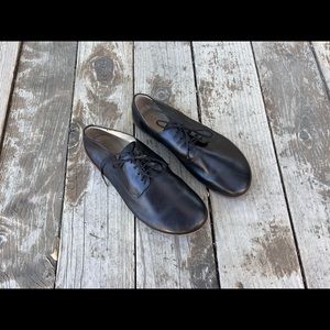 (807) Vivobarefoot Lisbon